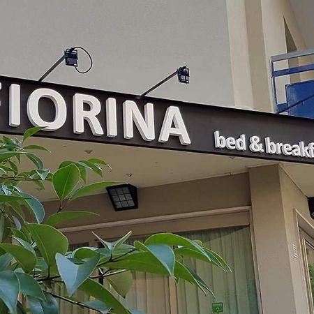 Fiorina Bed&Breakfast - Colazione Fino A Mezzogiorno - Beach Village Gratuito - Aquafan25 Oltremare20 Riccione Luaran gambar