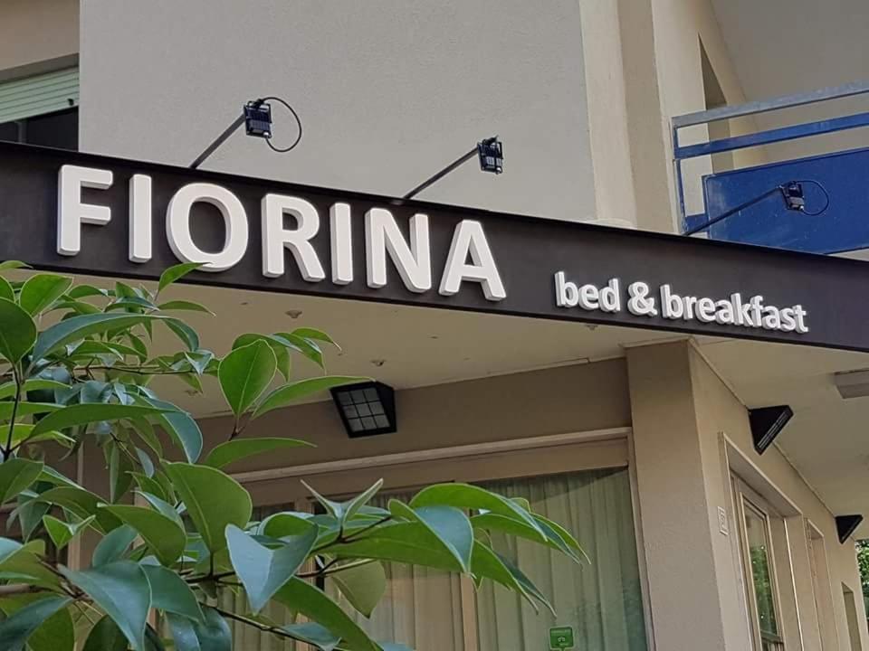 Fiorina Bed&Breakfast - Colazione Fino A Mezzogiorno - Beach Village Gratuito - Aquafan25 Oltremare20 Riccione Luaran gambar
